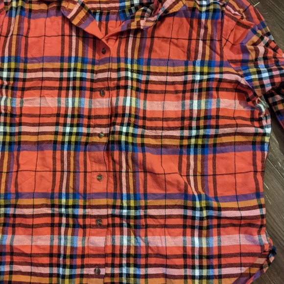 GAP - Button-Up Flannel Big Shirt 439301: Orange Tartan Plaid Red: Medium Petite - Picture 12 of 15